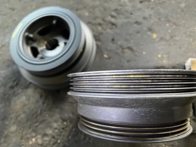 クランクプーリ取替