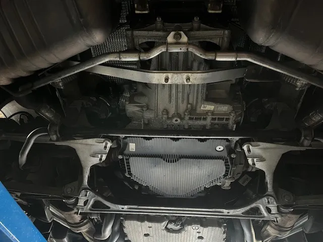 アンダーカバー等取外し